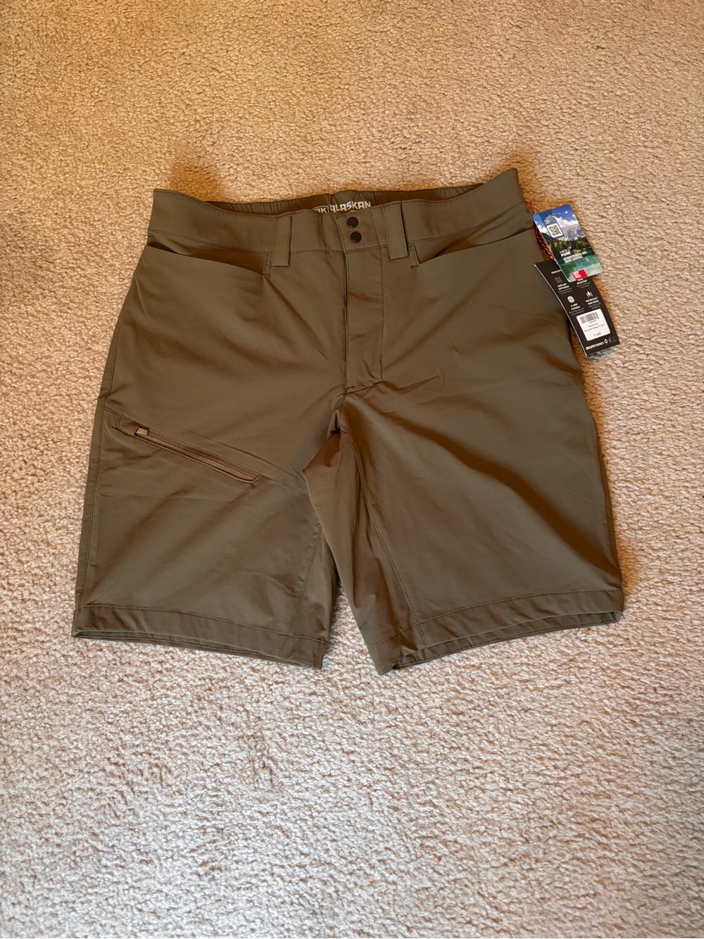Duluth Trading Co Olive Hybrid Performance Shorts